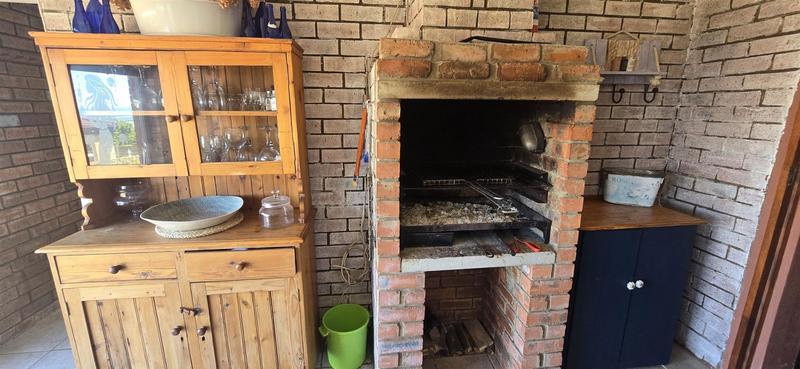 4 Bedroom Property for Sale in Reebok Western Cape